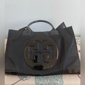 LARGE ELLA PATENT TOTE BAG